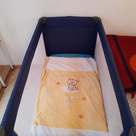 Agreable Maison Avec Cour A 10Min De Liege Herstal Dış mekan fotoğraf