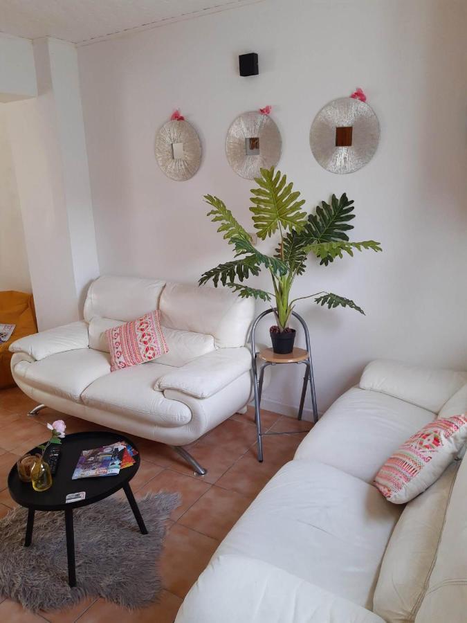 Agreable Maison Avec Cour A 10Min De Liege Herstal Dış mekan fotoğraf